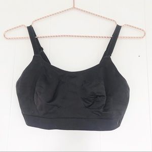 Nike black sports bra with adjustable straps 36 AB